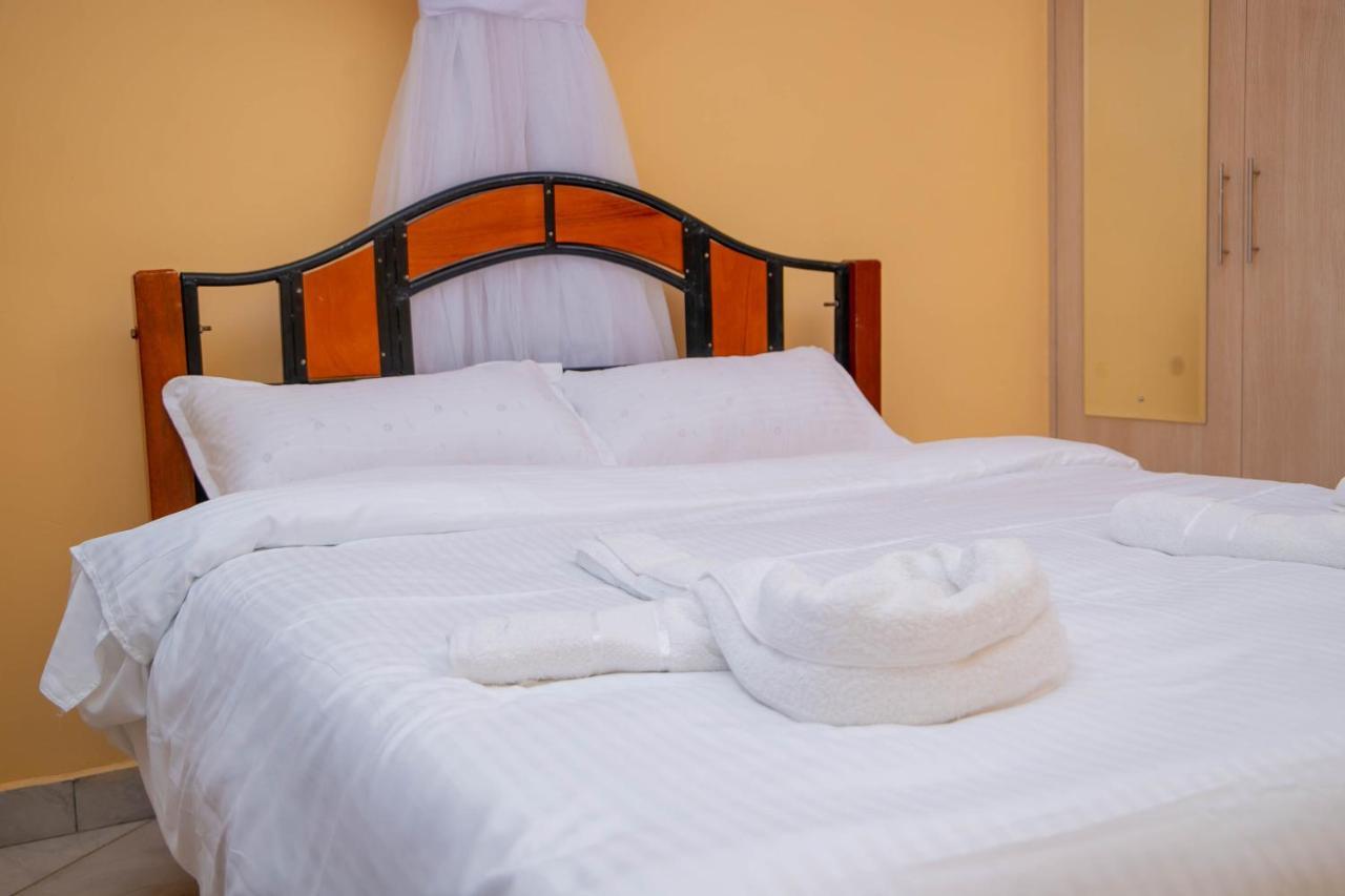 Cla Bnb Bed & Breakfast Kisumu Exterior photo